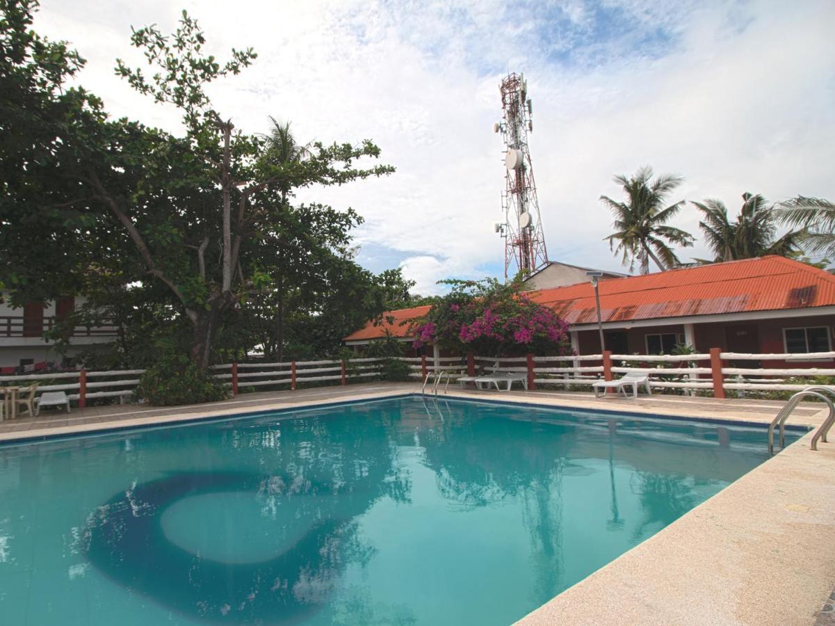 Oyo 853 Malapascua Beach And Dive Resort Luaran gambar